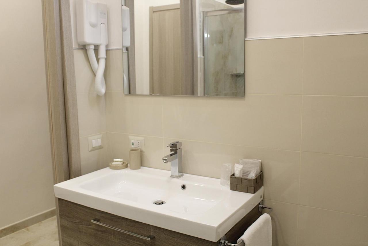 Antonietta De Pace Rooms By Napoli Milionaria B&B ภายนอก รูปภาพ