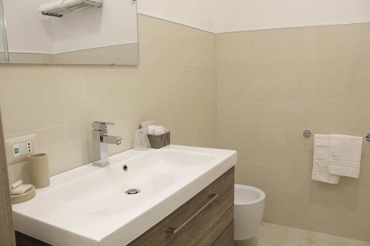 Antonietta De Pace Rooms By Napoli Milionaria B&B ภายนอก รูปภาพ