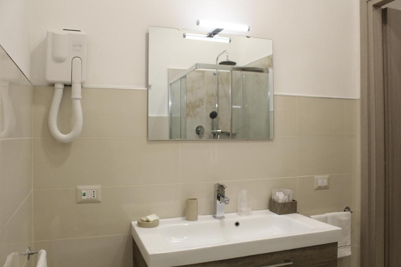 Antonietta De Pace Rooms By Napoli Milionaria B&B ภายนอก รูปภาพ